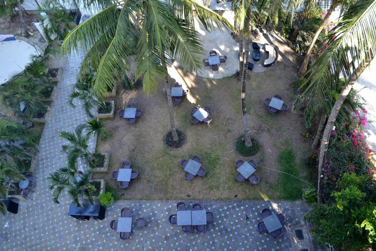 Cowrie Shell Beach Apartments Official Bamburi Exteriér fotografie