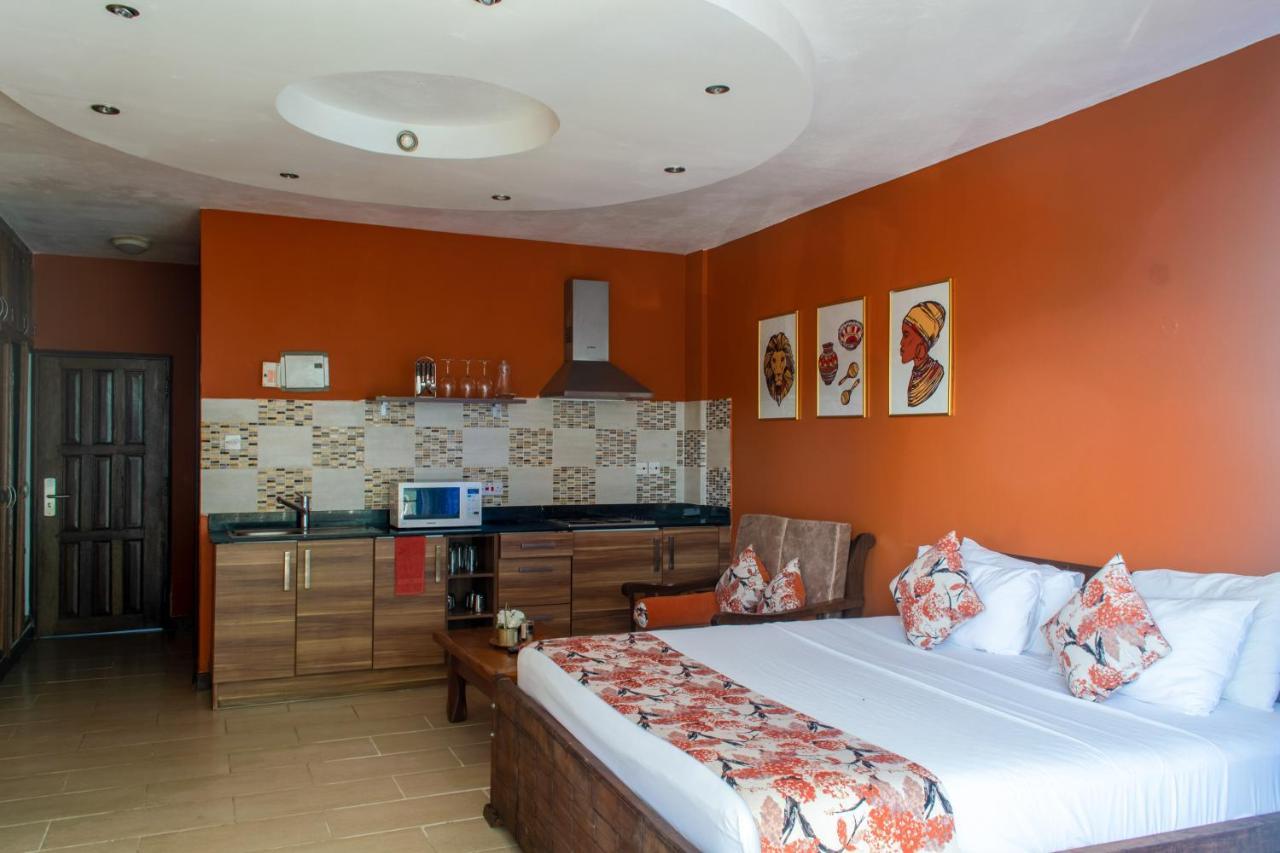 Cowrie Shell Beach Apartments Official Bamburi Exteriér fotografie