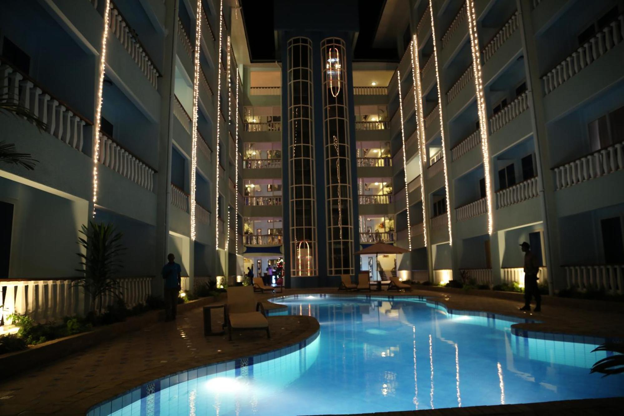 Cowrie Shell Beach Apartments Official Bamburi Exteriér fotografie
