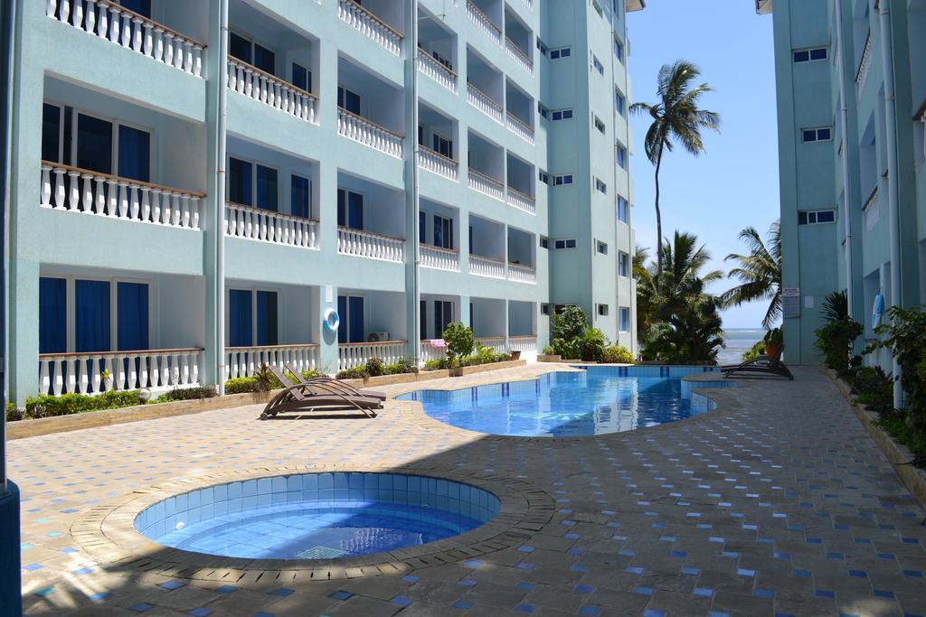 Cowrie Shell Beach Apartments Official Bamburi Exteriér fotografie