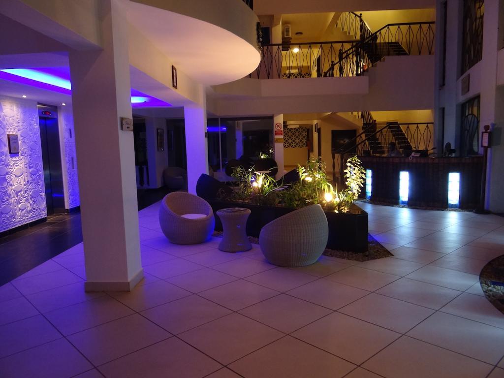 Cowrie Shell Beach Apartments Official Bamburi Exteriér fotografie