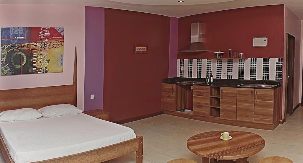 Cowrie Shell Beach Apartments Official Bamburi Exteriér fotografie