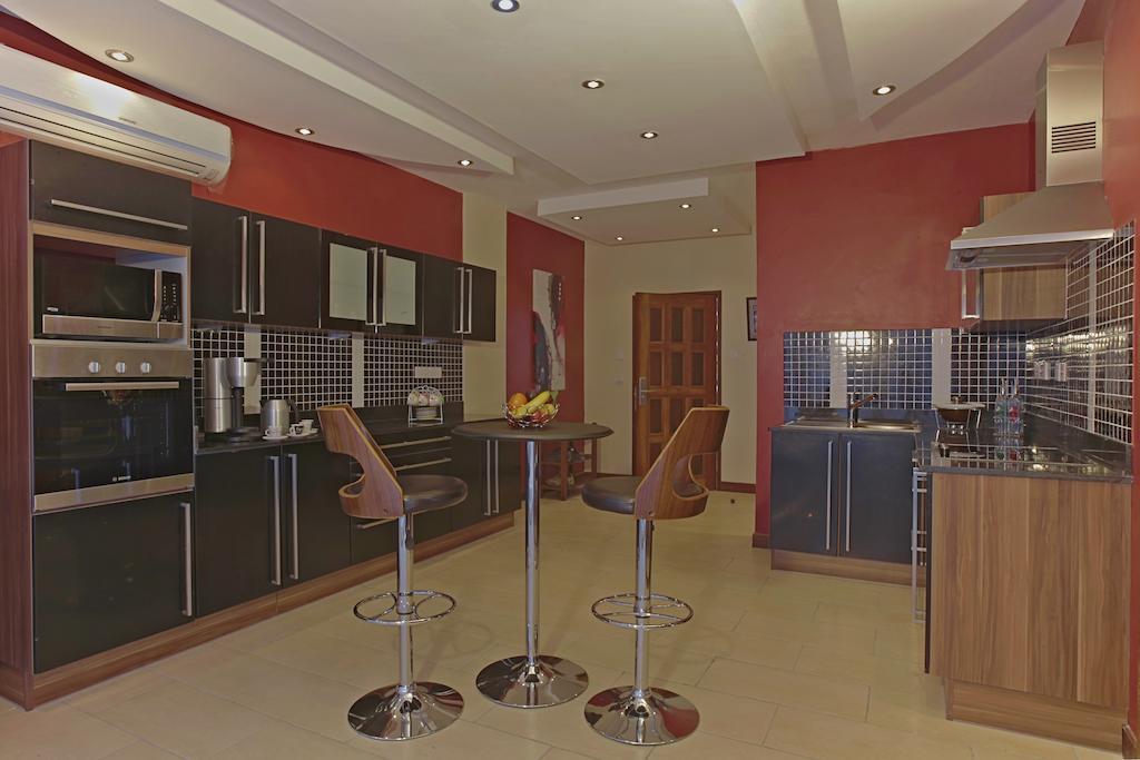 Cowrie Shell Beach Apartments Official Bamburi Exteriér fotografie