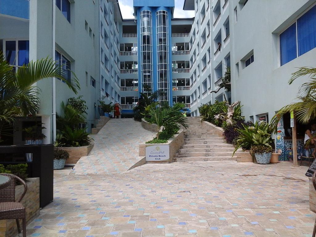 Cowrie Shell Beach Apartments Official Bamburi Exteriér fotografie